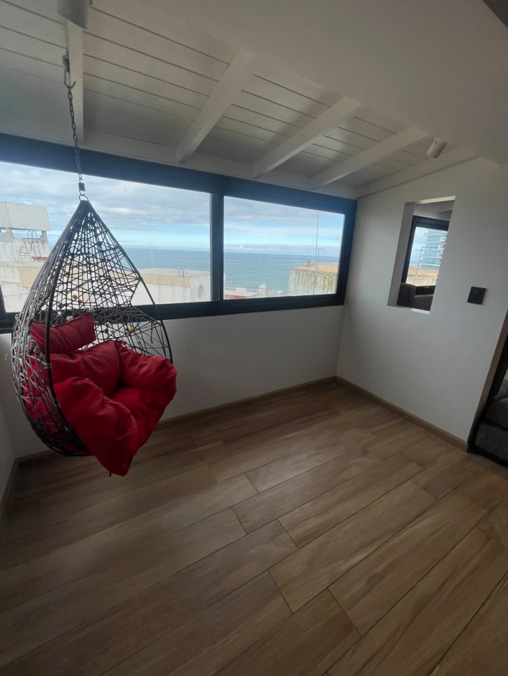 En alquiler 24 meses - Departamento de 2 ambientes con vista al mar. Zona Playa Chica