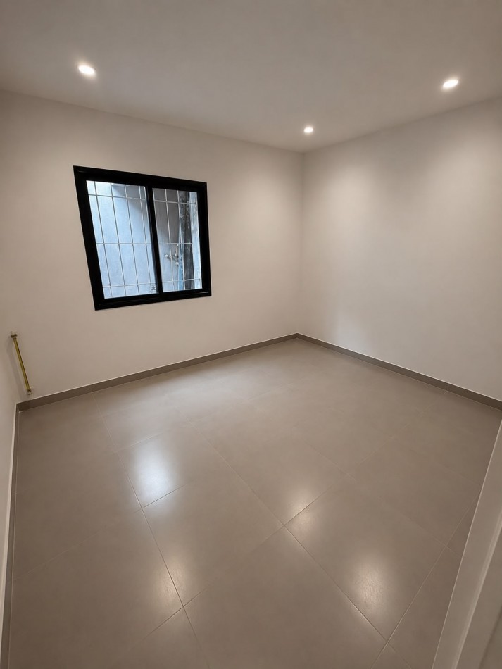 Venta - Chalet en PH de 3 ambientes | Entrada independiente y terraza propia