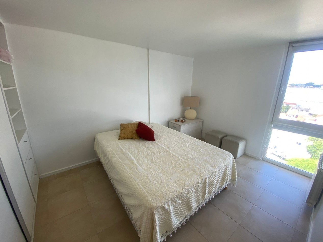 En alquiler 24 meses. Departamento 4 ambientes "Edificio Le Marche".