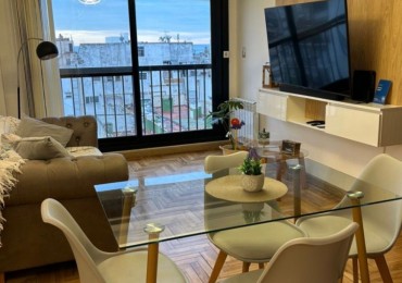 Venta - Depto. 2 ambientes con cochera en zona Centro