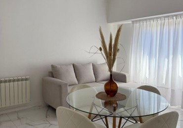 Venta - Departamento amoblado de tres ambientes con escritorio.